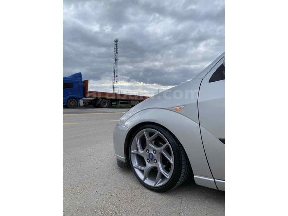 Sahibinden Ford Focus 1.6 Ambiente 2001 Model 