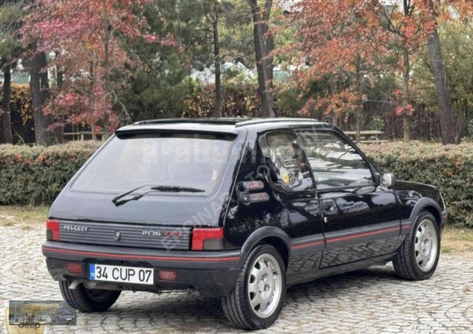 Galeriden Peugeot 205 1.9 1993 Model İstanbul 131.000 km Siyah 6