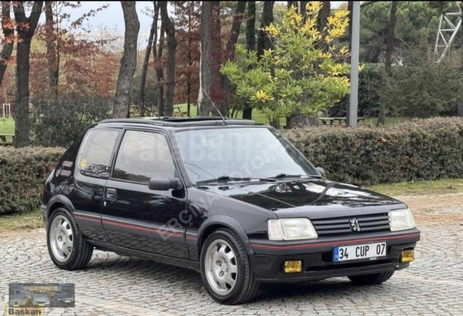 Galeriden Peugeot 205 1.9 1993 Model İstanbul 131.000 km Siyah 2