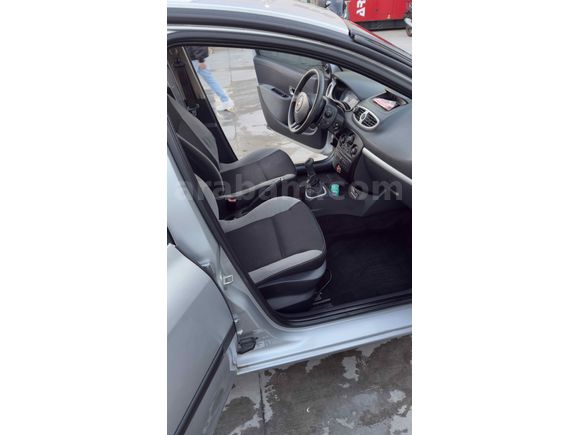 Sahibinden Renault Clio 1.5 dCi Authentique 2012 Model 