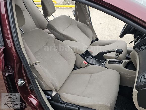 LANSMAN RENK 95 BİN KİLOMETRE'DE HONDA İLK ELDEN