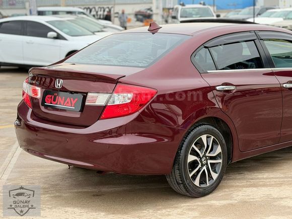 LANSMAN RENK 95 BİN KİLOMETRE'DE HONDA İLK ELDEN