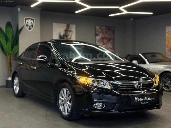 FLİES MOTORS'DAN 2012 HONDA CIVIC ECO ELEGANCE 40.YIL SUNROOF