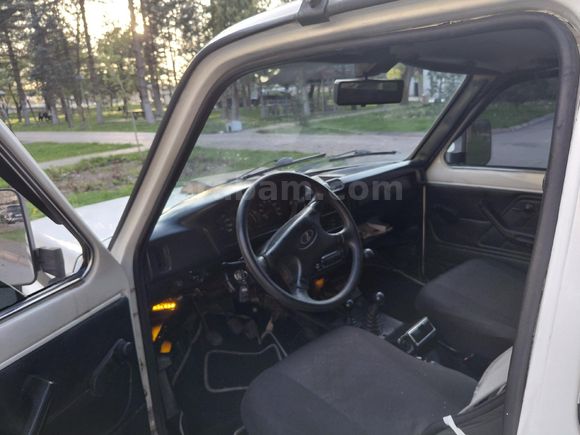 Galeriden Lada Niva 1.7i 2004 Model Kayseri