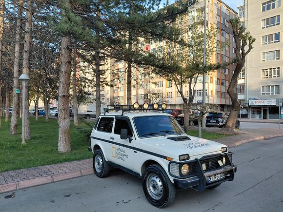 Galeriden Lada Niva 1.7i 2004 Model Kayseri
