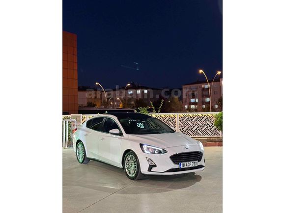 Sahibinden Ford Focus 1.5 TDCi Titanium 2019 Model  87.000 km Beyaz