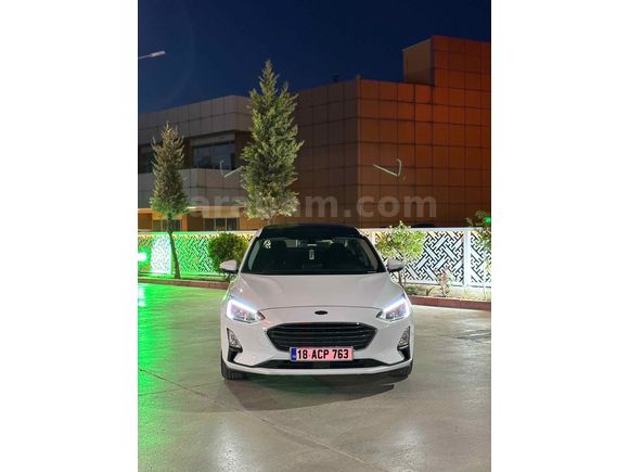 Sahibinden Ford Focus 1.5 TDCi Titanium 2019 Model   Cam tavanlıBeyaz