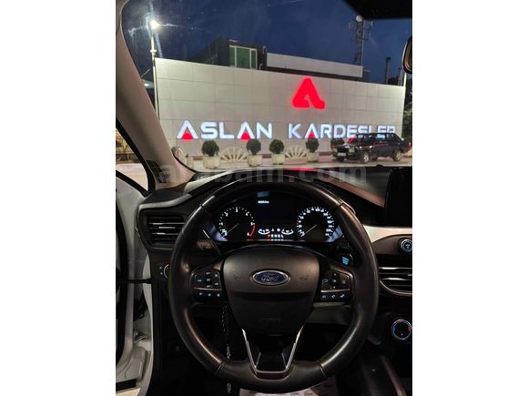 Sahibinden Ford Focus 1.5 TDCi Titanium 2019 Model   Cam tavanlıBeyaz