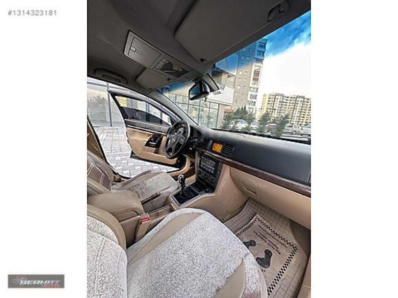 SERHAT AUTO // OPEL VECTRA ELEGANCE DEĞİŞENSİZ BAKIMLI İÇİ BEJ