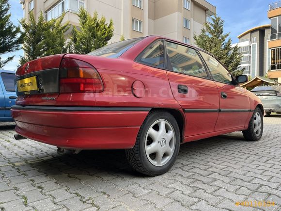 ARGEDEN 1998 MODEL OPEL ASTRA SEDAN GLS YENİ MUAYENELİ