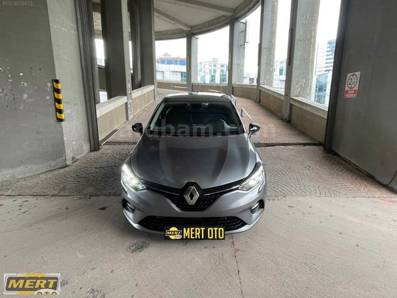 2022 RENAULT CLİO 1.0 TCE TOUCH OTOMATİK TEMİZ BAKIMLI