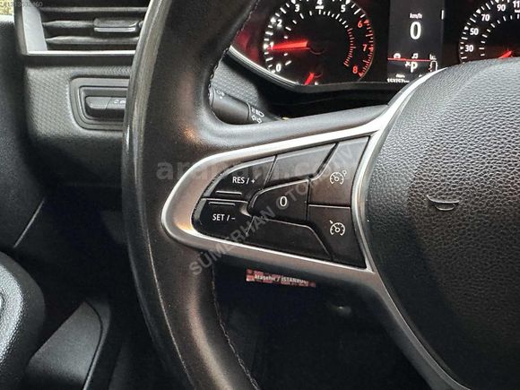 SÜMERHAN | 2020 RENAULT CLİO 1.0 TCE TOUCH X-TRONİC