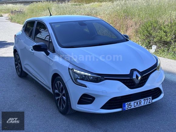 AYTCARS - 2023 RENAULT CLİO 1.0 TCE TOUCH 6 İLERİ 90 HP..!!