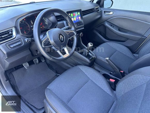 AYTCARS - 2023 RENAULT CLİO 1.0 TCE TOUCH 6 İLERİ 90 HP..!!