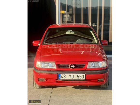 /BEGOGLU OTOMOTİV/1995 OPEL VECTRA 2.0 GLS KLİMA SIFIR BOYA VİZE
