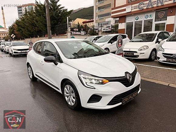 BOYASIZ 2023 CLİO 1.0 TCe OTOMATİK VİTES BEYAZ BAYİ BAKIM 66.000