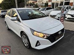2023 HYUNDAİ İ20 1.4 100 PS JUMP OTOMATİK GERİ KACRMAZ BEYAZ ORJ