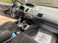 Sahibinden Honda Civic 1.6 Premium 2010 Model  296.000 km Siyah
