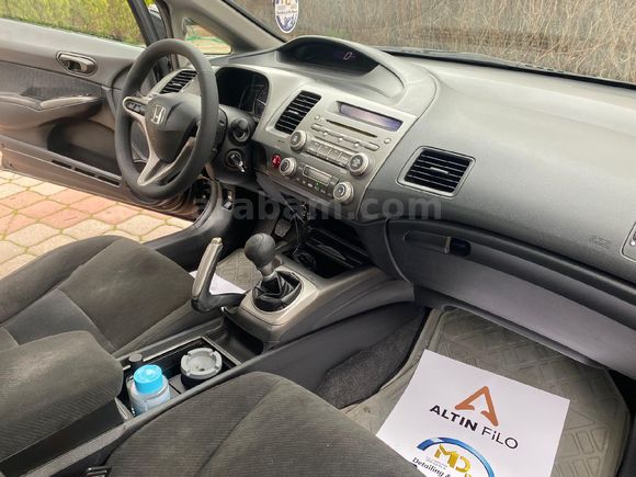 Sahibinden Honda Civic 1.6 Premium 2010 Model  296.000 km Siyah