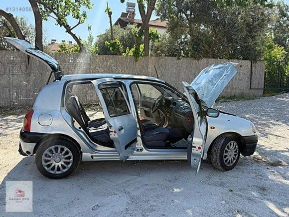 Renault Clio 1.6