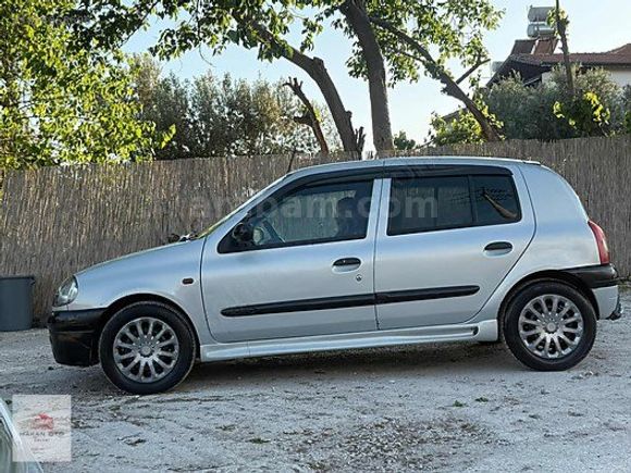 Renault Clio 1.6