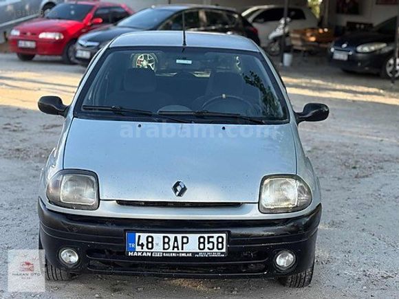 Renault Clio 1.6