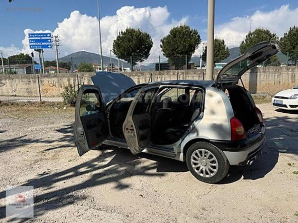 Renault Clio 1.6