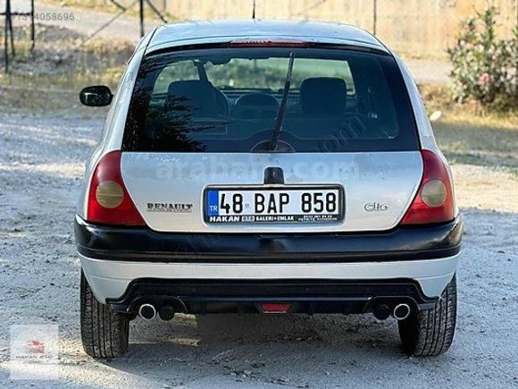 Renault Clio 1.6