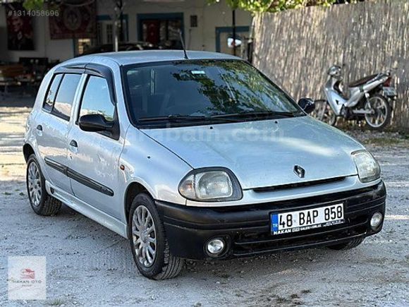 Renault Clio 1.6