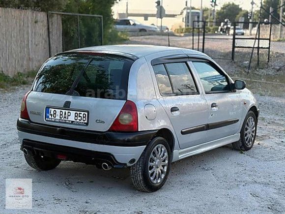 Renault Clio 1.6