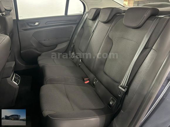2025 Megane 1.3 TCe Touch EDC / 9.959 KM "%0,79 KREDİ"