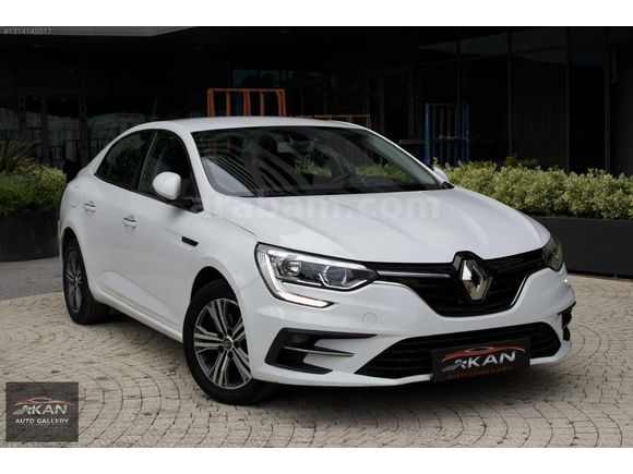 AKAN AUTO 2023 MEGANE 1.3TCE TOUCH HATASIZ,BOYASIZ,TRAMERSİZ