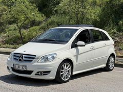 CAM TAVANLI OTOMATİK TEMİZ BAKIMLI