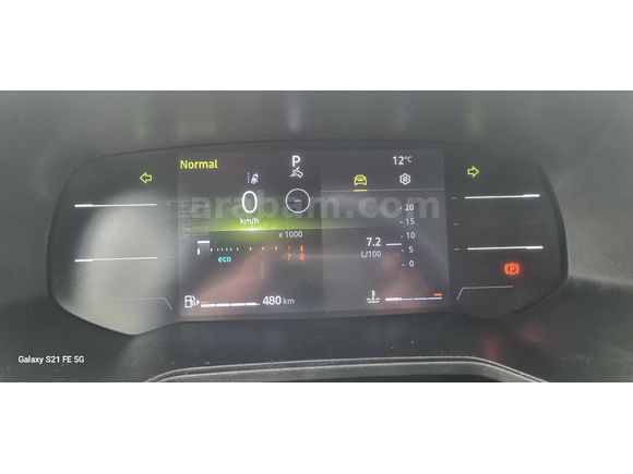 Sahibinden Renault Clio 1.0 TCe Equilibre 2023 Model