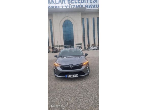 Sahibinden Renault Clio 1.0 TCe Equilibre 2023 Model