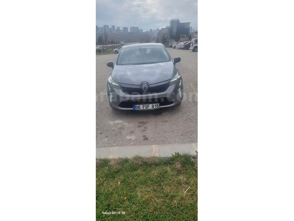 Sahibinden Renault Clio 1.0 TCe Equilibre 2023 Model