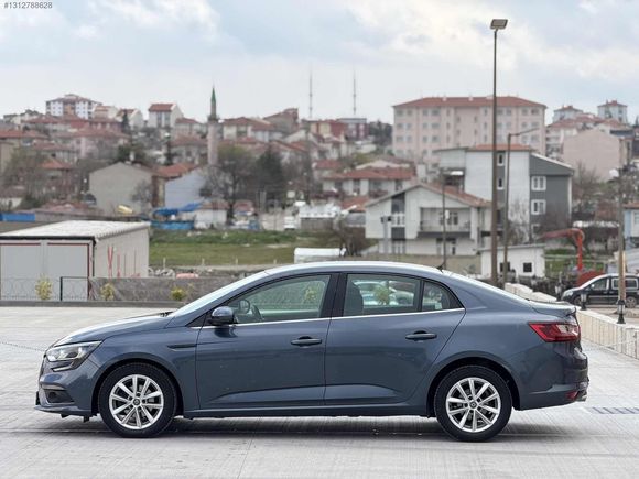 VOLTA OTOMOTİVDEN HATASIZ-BOYASIZ-DEĞİŞENSİZ MEGANE 4 OTOMATİK