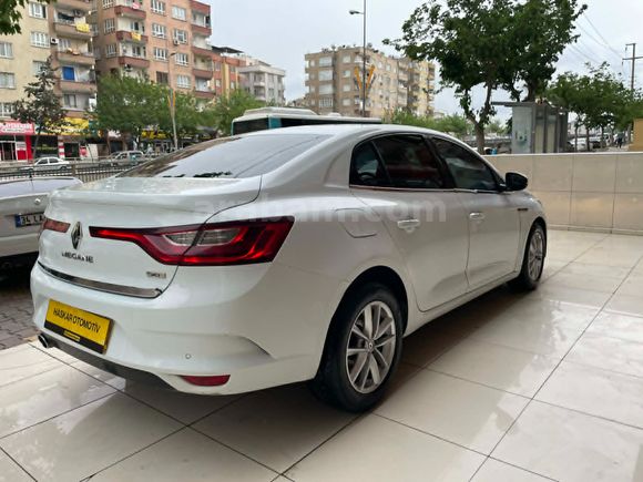 2018 MODEL 1.5 DİZEL JOY PAKET MANUEL VİTES TEMİZ BAKIMLI