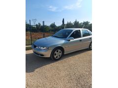 İlk sahibinden (doktordan) Opel Vectra 1.6 Comfort 2001 Model,Orjinal,çok temiz,ful bakım