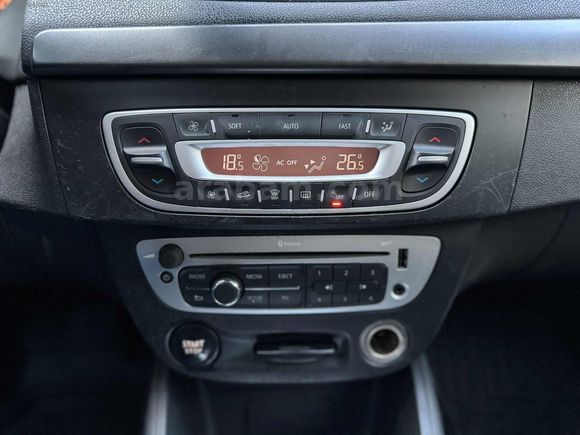 E&C CLASS - DEĞİŞENSİZ - MEGANE - TOUCH PLUS - OTOMATİK -1.5 DCİ