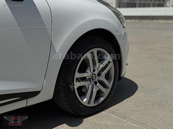 KYL MOTORS'TAN 2019 RENAULT CLİO 0.9 TCE TOUCH