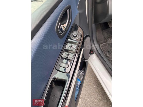 0.9 İCON DÜŞÜK KM
