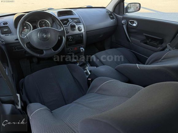 **DEĞİŞENSİZ**MEGANE 1.6 AUTHENTİQUE**207.000KM**