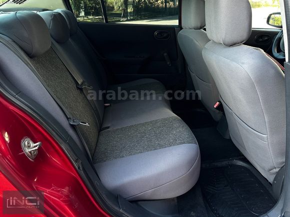 2004 MODEL-MEGANE 2-1.6 16V 115HP-HASAR KAYITSIZ-YENİ VİZE'Lİ