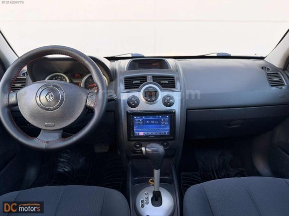 2004 Cam tavan otomatik Megan2 Değişensiz