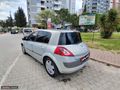 DİNÇ AUTO'dan 2005 MEGANE 1,6 Dynamique BOYASIZ HATASIZ