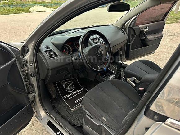 MEGANE 2 CAM TAVAN 1.6 BENZİN LPG FUL PAKET