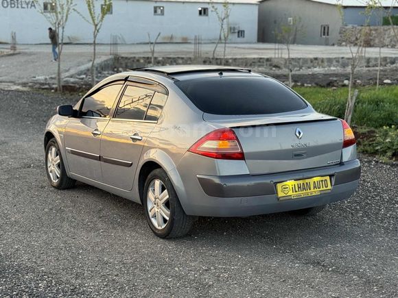 İLHAN AUTO DAN HATASIZ MEGANE2