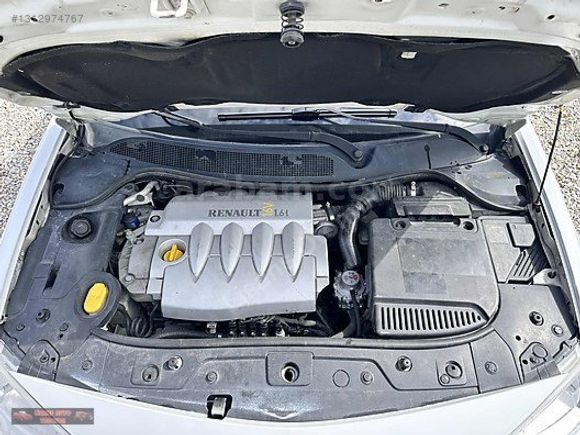 Lisans Otomotiv'den 165.000Km'de HATASIZ Beyaz Megane 2