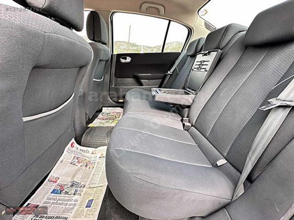 Lisans Otomotiv'den 165.000Km'de HATASIZ Beyaz Megane 2